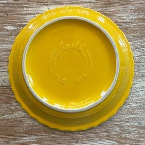 Fiestaware Pie Plate Deep Dish Baker Marigold, Retired color